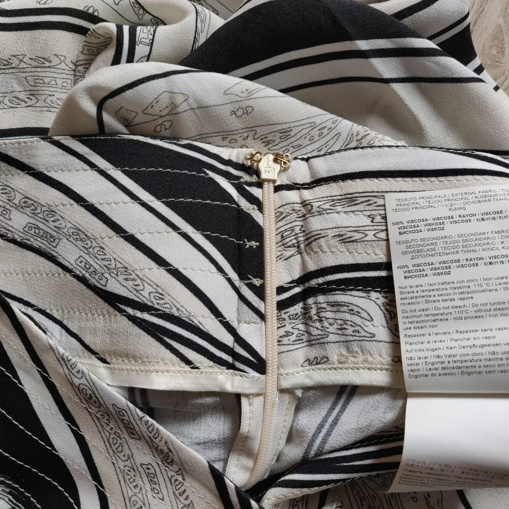 Roberto Cavalli Class Palazzo Pants, made in Italy 🇮🇹 - Picture 5 of 8